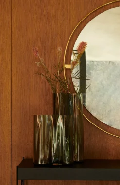 Aer Vase, 33, Smoke