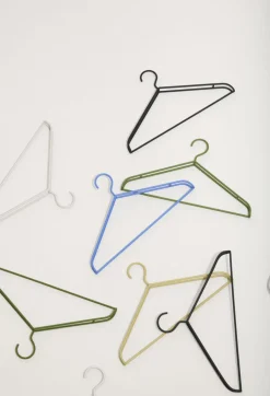 Apply Hanger Khaki