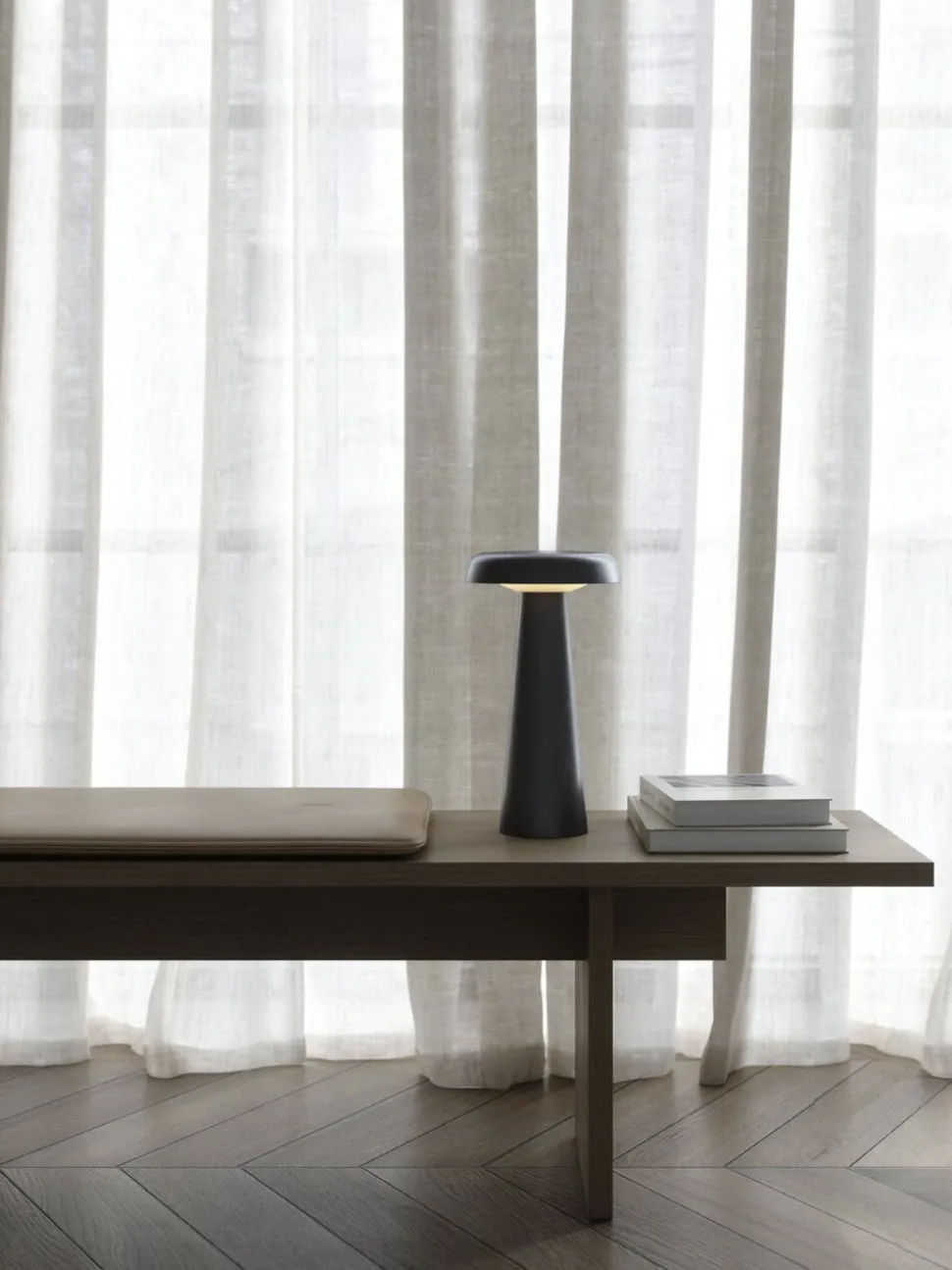 Arcello Table Lamp
