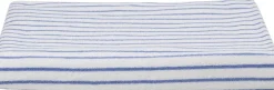Beach towel 100x180cm smal strib lyseblå GOTS