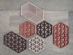 Bordskåner Triangles Burned Red L24