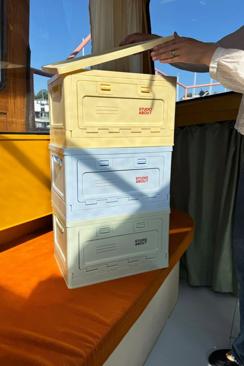 BOX, MEDIUM, MINT