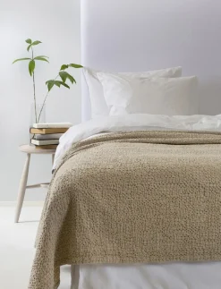 Dani Bedspread