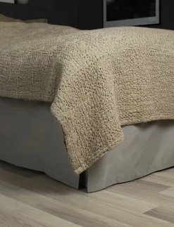 Dani Bedspread
