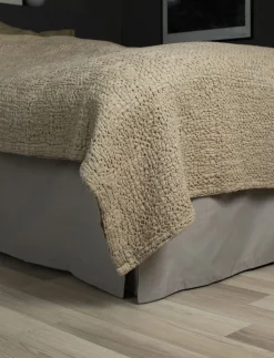 Dani Bedspread