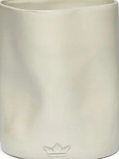 Dented Crock white