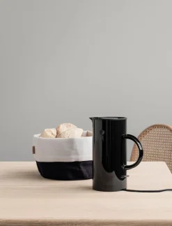 EM77 elkedel (EU) 0.5 l. black