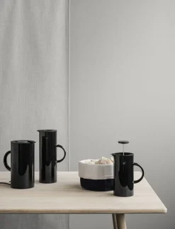 EM77 termokande 1 l, black