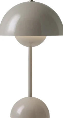 Flowerpot Portable Lamp VP9, Magnetic Charger