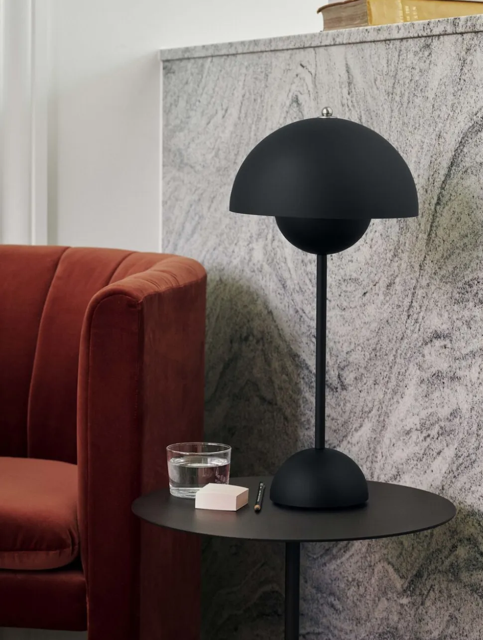 Flowerpot VP3, Table Lamp