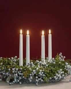 Giftbox w. spike, remote, LED taper candle, Nordic White, sm