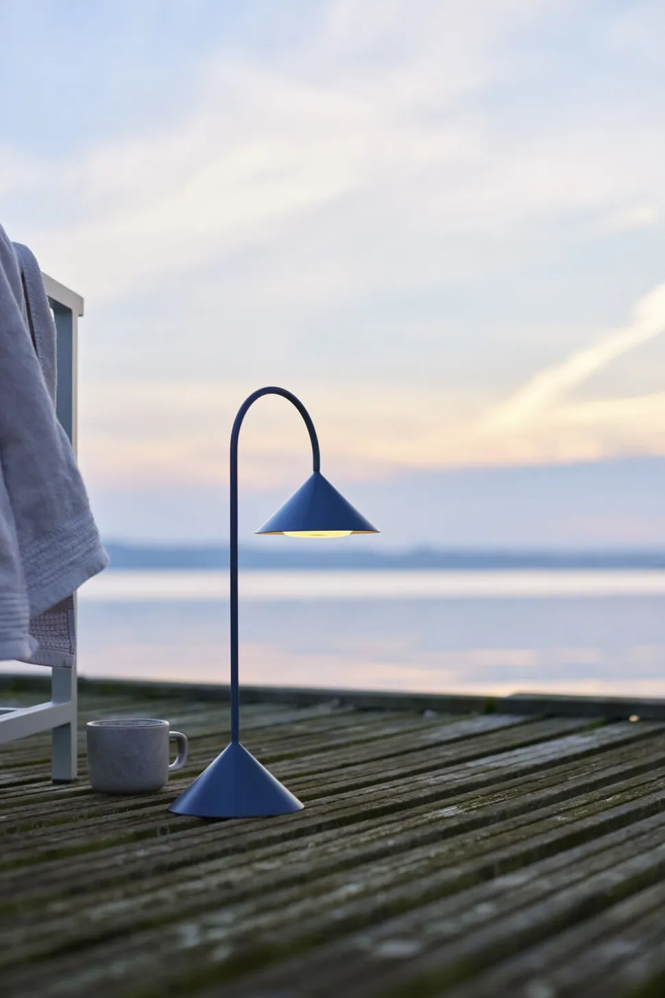 Grasp Portable Table Lamp H47