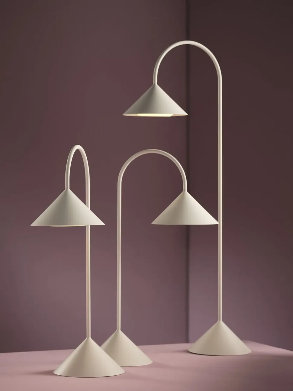 Grasp Portable Table Lamp H47