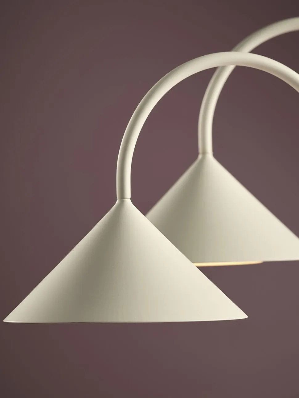 Grasp Portable Table Lamp H47