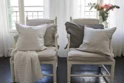 Hannelin Throw