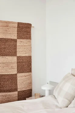 Hatto Portable Table Lamp
