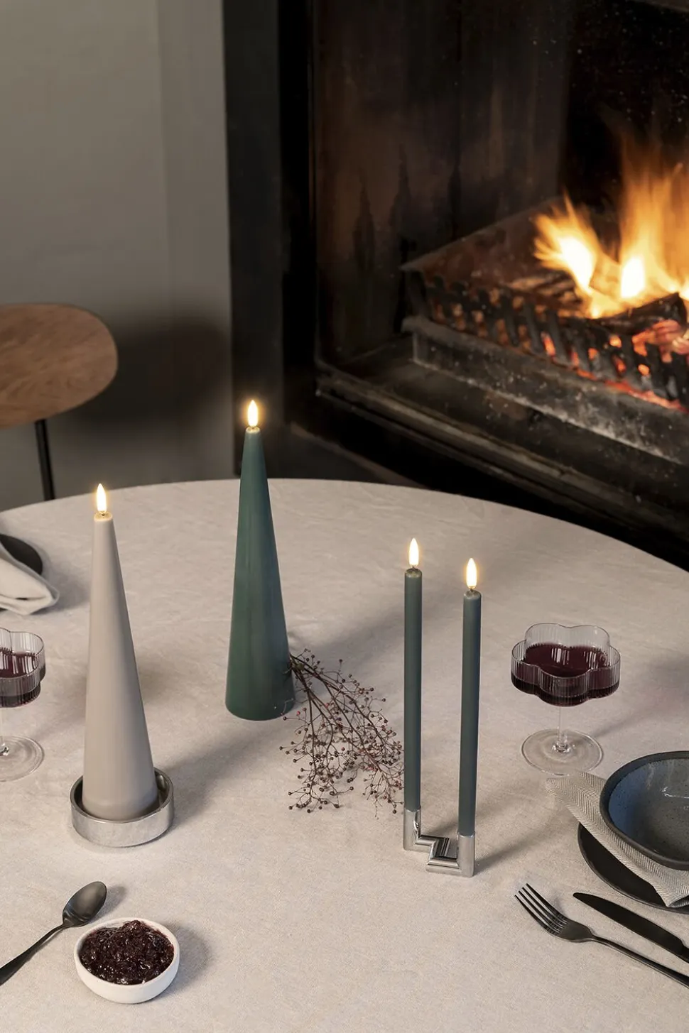 Light Candleholder pillar, Chrome, 9x3 cm