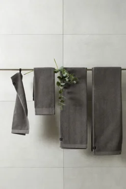 Lina Bath Towel