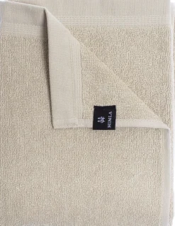 Lina Towel