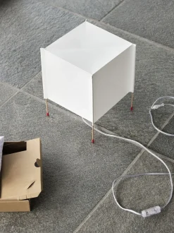 Paper Cube Table Lamp-ECOPET Paper