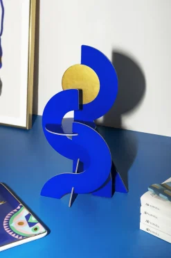 PAPER SCULPTURE WATER