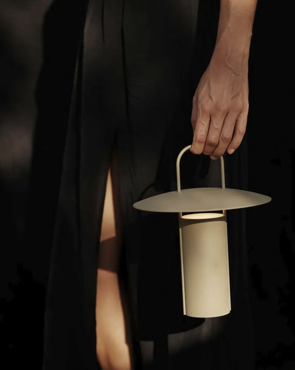 Ray Table Lamp Portable