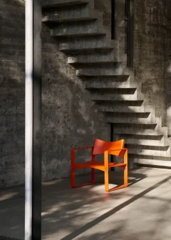 Series 270 F Armchair