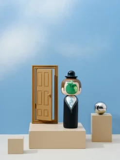 Sketch.inc. - Kokeshi |René Magritte, 16,8 cm 1:1