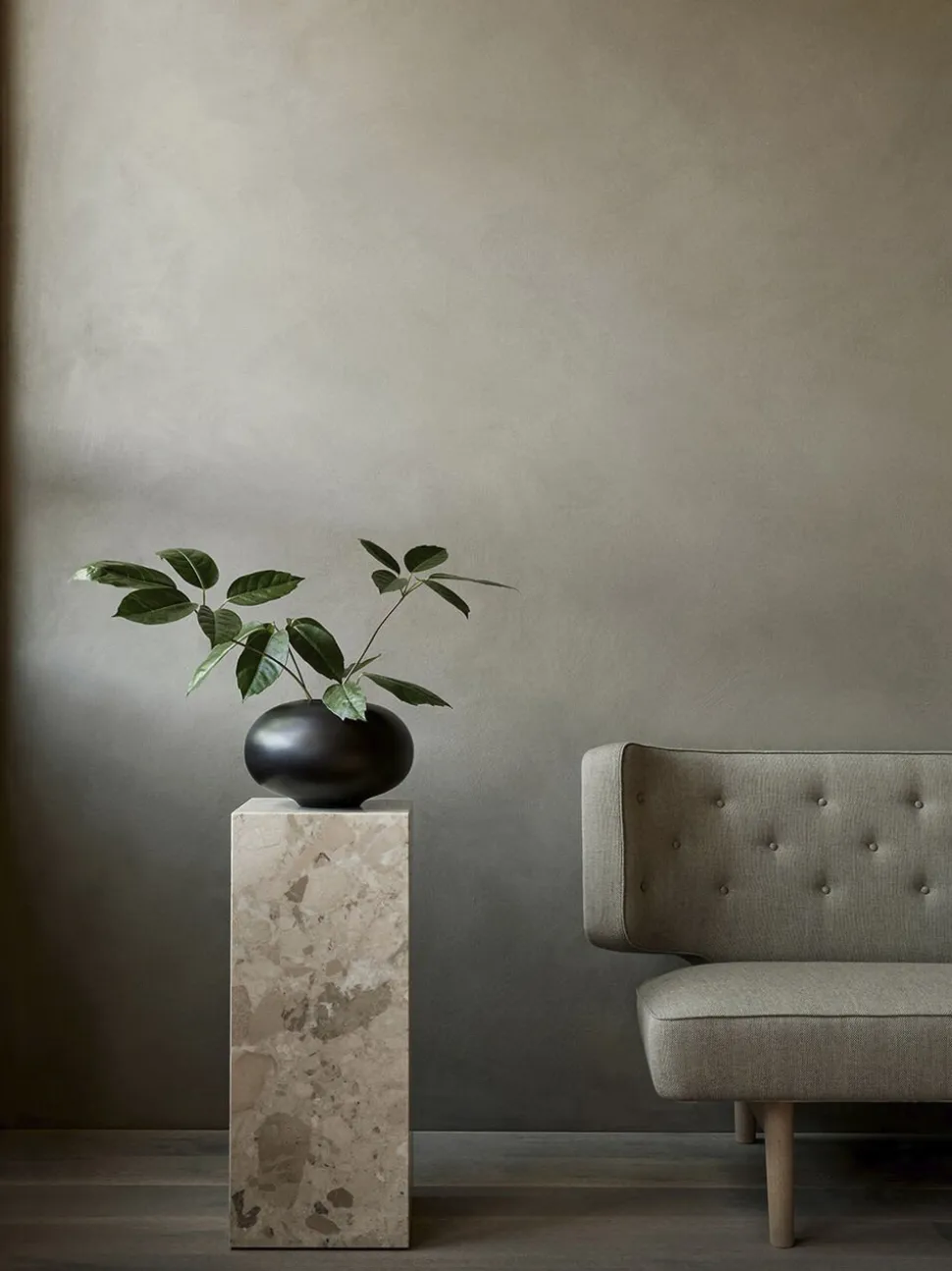 Surround Vase, H17,5, Wood