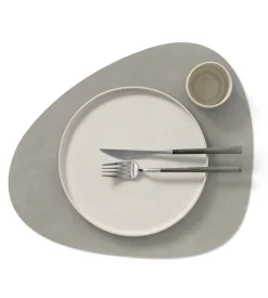TABLE MAT CURVE L (37x44cm) NUPO light grey