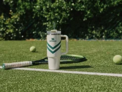 The Quencher H2. O FlowState Tumbler 0. 89L / 30oz COURTSIDE C