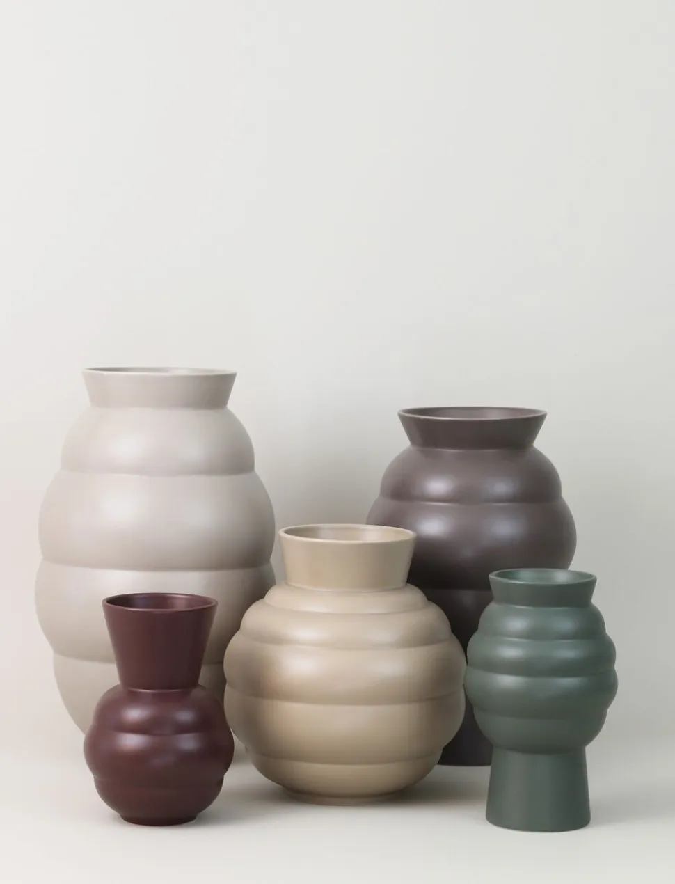 Tortus Archie vase No5 H 41. 5 cm light grey