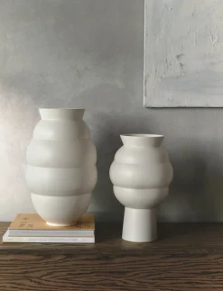 Tortus Archie vase No5 white