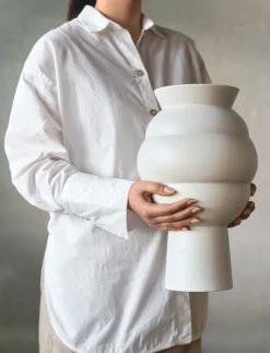 Tortus Archie vase No4 white