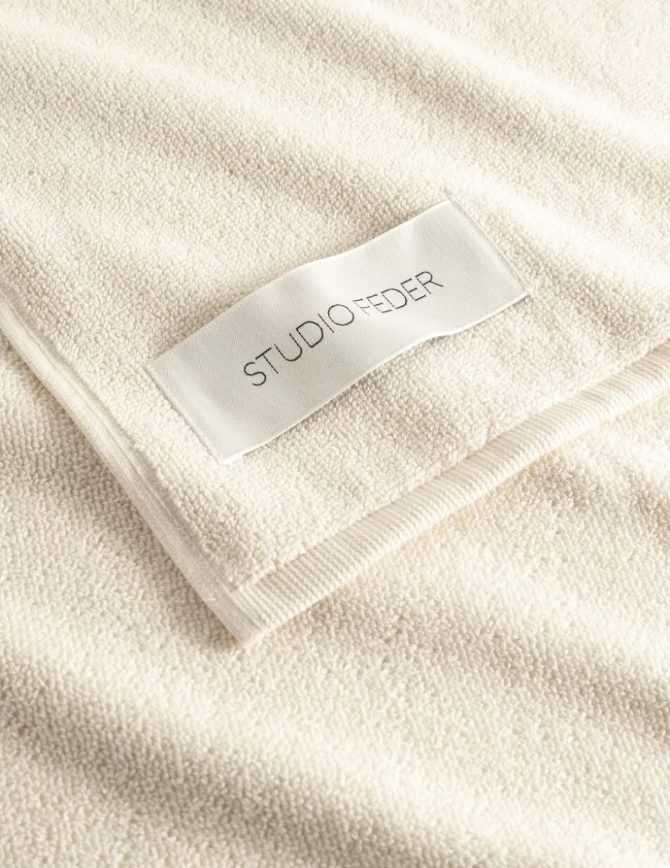 UNA TOWEL