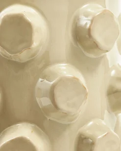 vase structure M