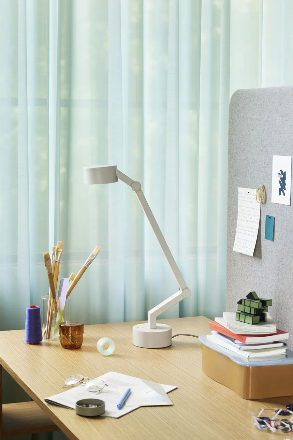 Verve Bordlampe Lysegrå