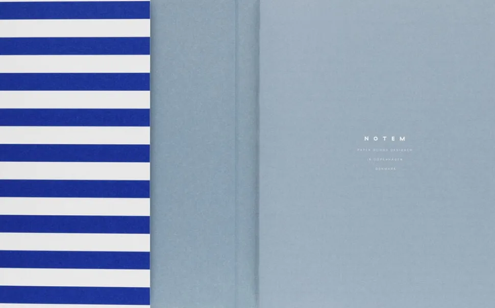 Weekly Planner med syet ryg, Blå stribe