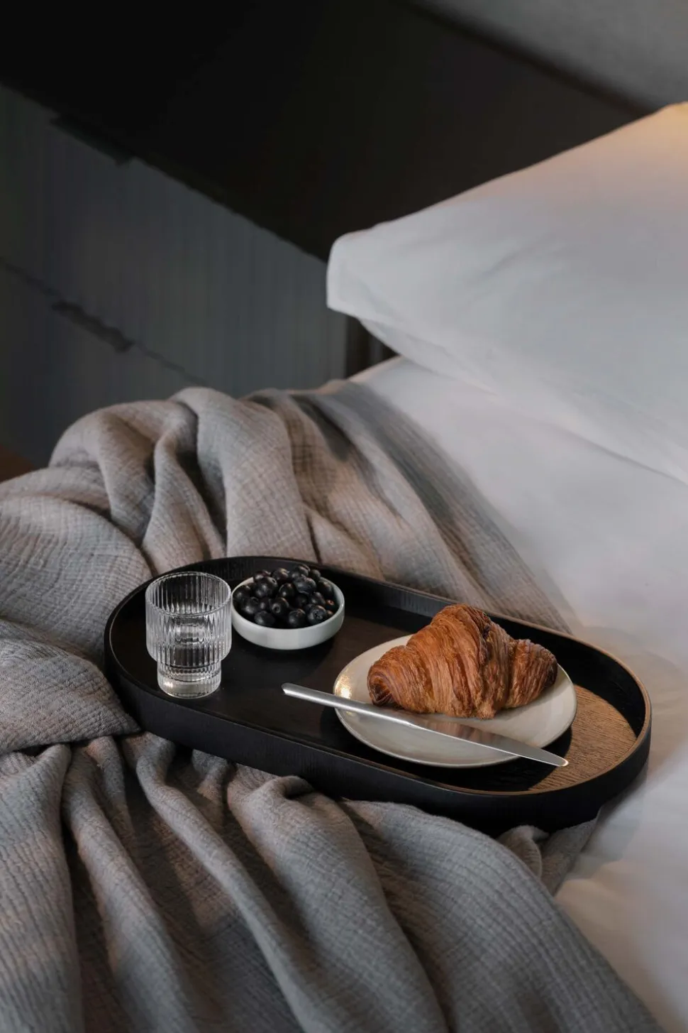 Wood Tray, Big, Black Oak, 31x47x3,5 cm